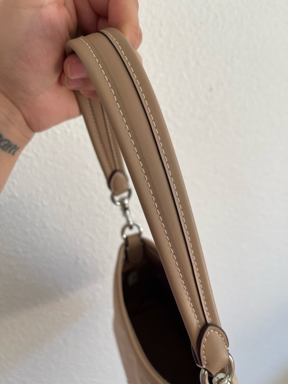 Coach Small Laurel Sig Canvas and silver - Picture 7 of 13